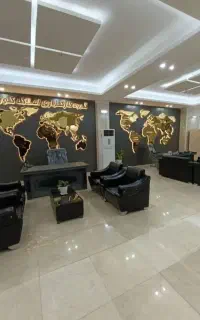 خانم فقط جهت پاسخگویی به تلفن