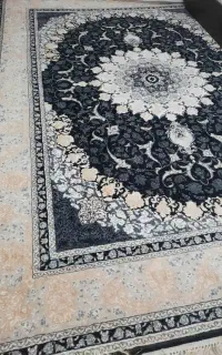 قالی ۱۲ متری نو آکبند  ۲۰ میلیون تومان