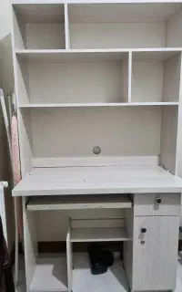 فروش میز کامپیوتر و کتابخانه و صندلی
