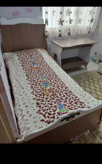 تخت خواب نوجوان