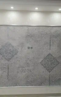 پوستر برجسته کار دست و شب تاب