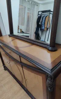 آینه و کنسول
