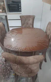 میز ناهارخوری
