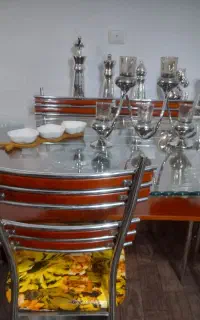 میز ناهار خوری تمیز