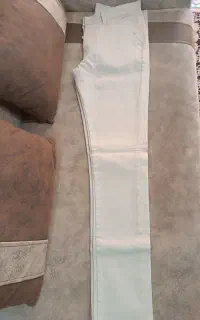 شلوار جین سفید بارونی خارجی و