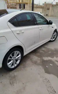 ماشین mg2016