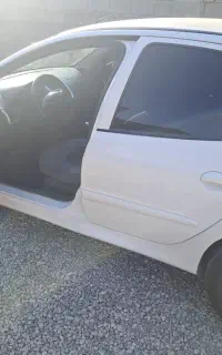 خودرو ۲۰۷ اتوماتیک مدل۹۰ فرانسوی