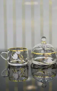 فنجان  هالو لب طلا گل دار
