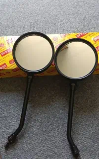 یک جفت آینه کی وی 150
