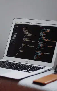 آموزش برنامه نویسی خصوصی مبتنی بر هوش مصنوعی