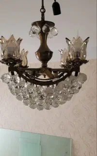 لوستر فروشی