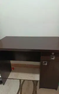 میز تحریر mdf سالم