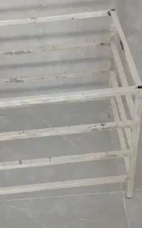 جاکولری پنجره ای تمیز