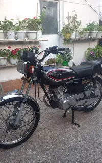 هوندا 125مدل83