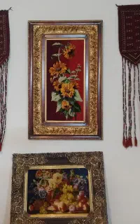 تعدادی تابلو فرش دستبافت