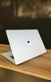 Macbook air M3 15 inch