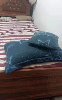 تخت تک نفره