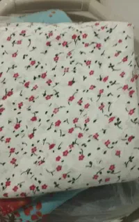 چادر نماز و پارچه