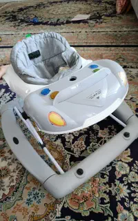روروئک و صندلی ماشین