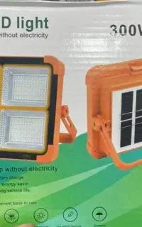 پروژکتور + شارژر +پاوربانک خورشیدی