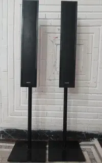 باند کنار تلوزیون