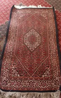 فرش زرچرک