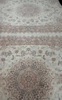 دو عدد فرش 9 متری و یکدست مدل هشت نفره