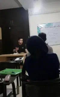 دوره انلاین‌ مکالمه ‌انگلیسی۶ماه،تغییر هفتگی،آذرمی