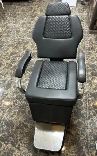 صندلی چندکاره میکاپ، مژه و اصلاح صورت