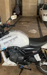 اپاچی 180