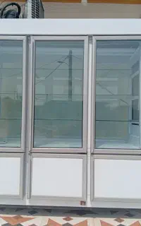 یخچال شیش در مرغ گرم