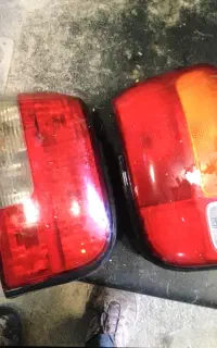 یک جفت چراغ عقب پراید
