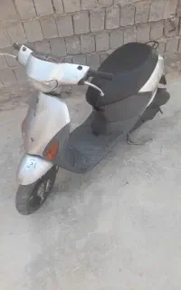 پاکشتی  لتس فور
