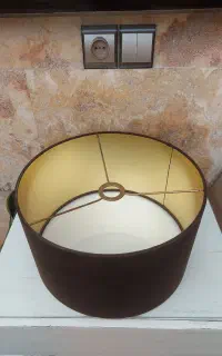 لوسر و دیواری