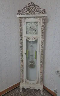 فروش یک عدد ساعت  ایستاده