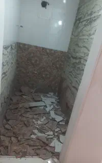 بتونمک شیبندی دیوار وخورده کاری کاشی درخدمتم