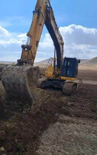 بیل مکانیکی . اجاره بیل زنجیری