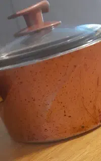 قابلمه قطر ۲۲ ضخیم و دیواره بلند.