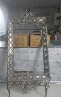 قای اینه با پایه