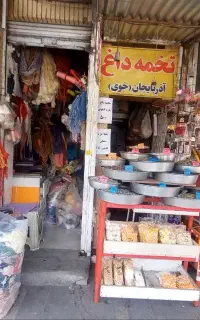 دوباب مغازه ۴ متری  بهترین نقطه چهار راه بازار