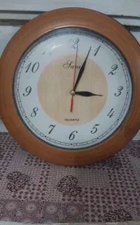 ساعت دیواری