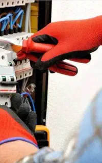تکنسین و مونتاژ کار قطعات الکترونیکی و برقی