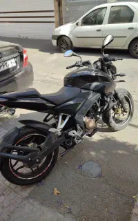 ns200 مشکی 93