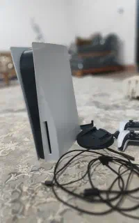 PS5 با دوتا دسته