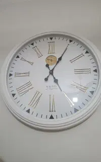 ساعت دیواری