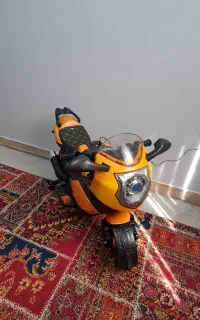 موتور شارژی کودکانه مدل کروز به همراه شارژر.
