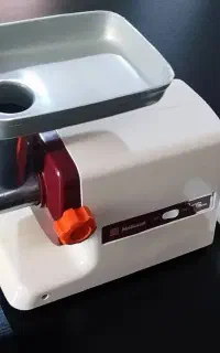 چرخ گوشت ناسیونال