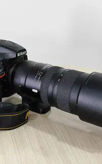 دوربین عکاسی نیکون D810