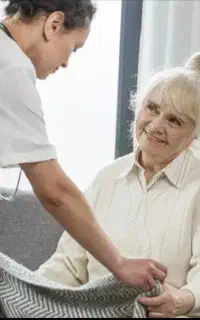 پرستاری ونگهداری ازسالمند درمنزل ،پوشکی ،آلزایمری