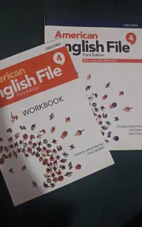 کتاب زبان english file 4